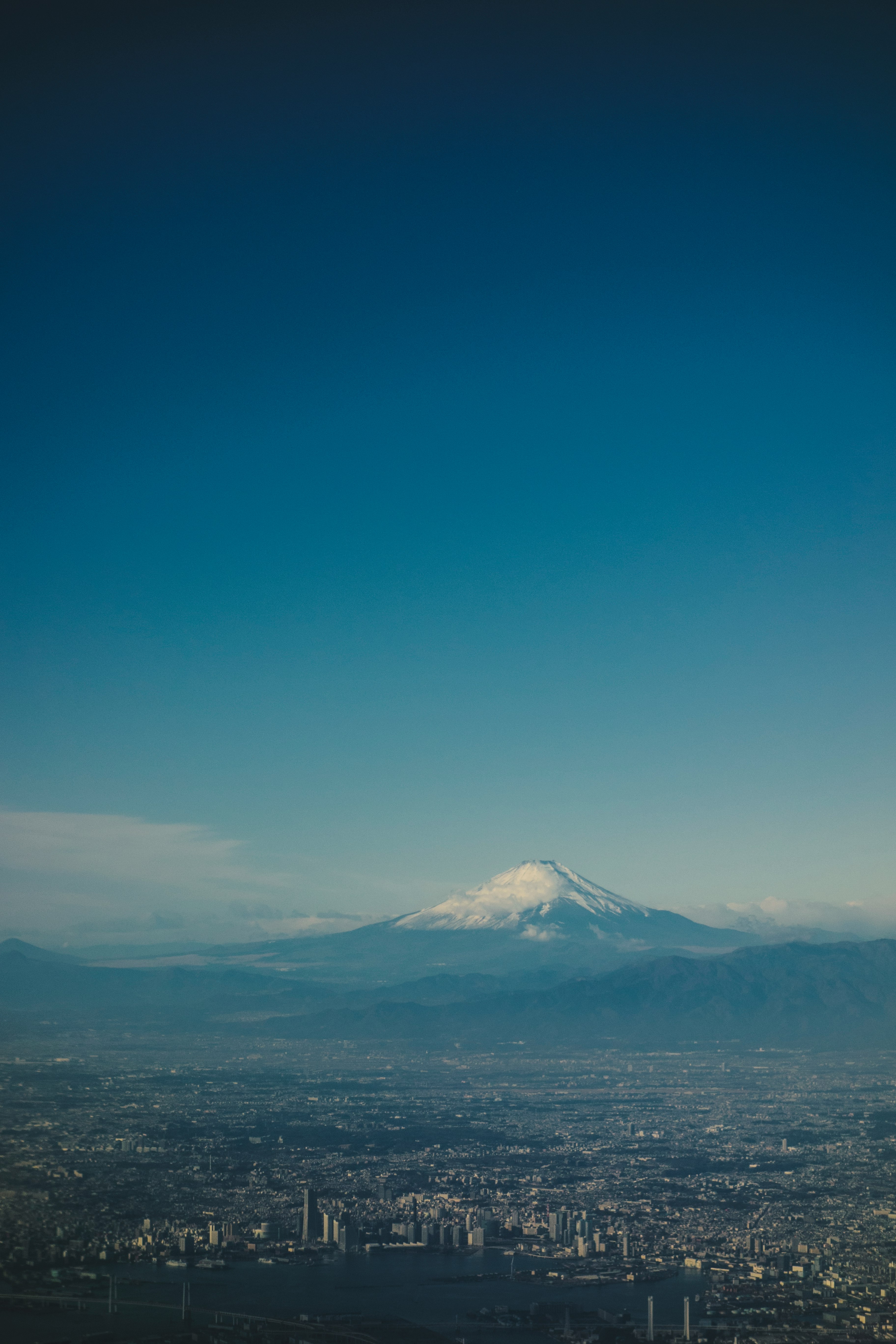 aerial shot photo of mountain